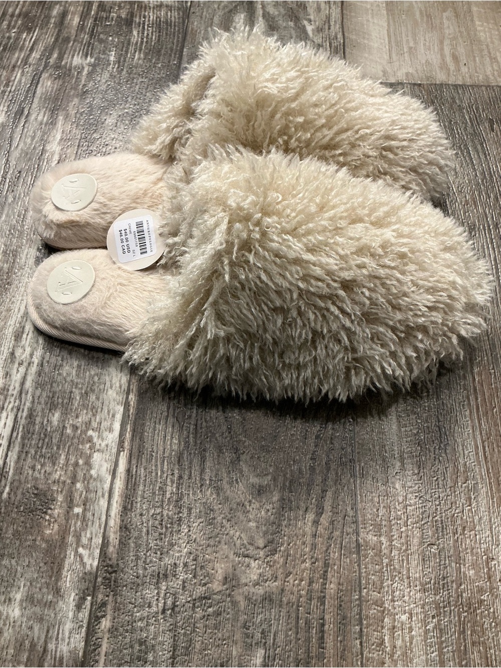 Anthropologie Cream Plush Slip-On Slippers Size Large 9/10 - Picture 6 of 12